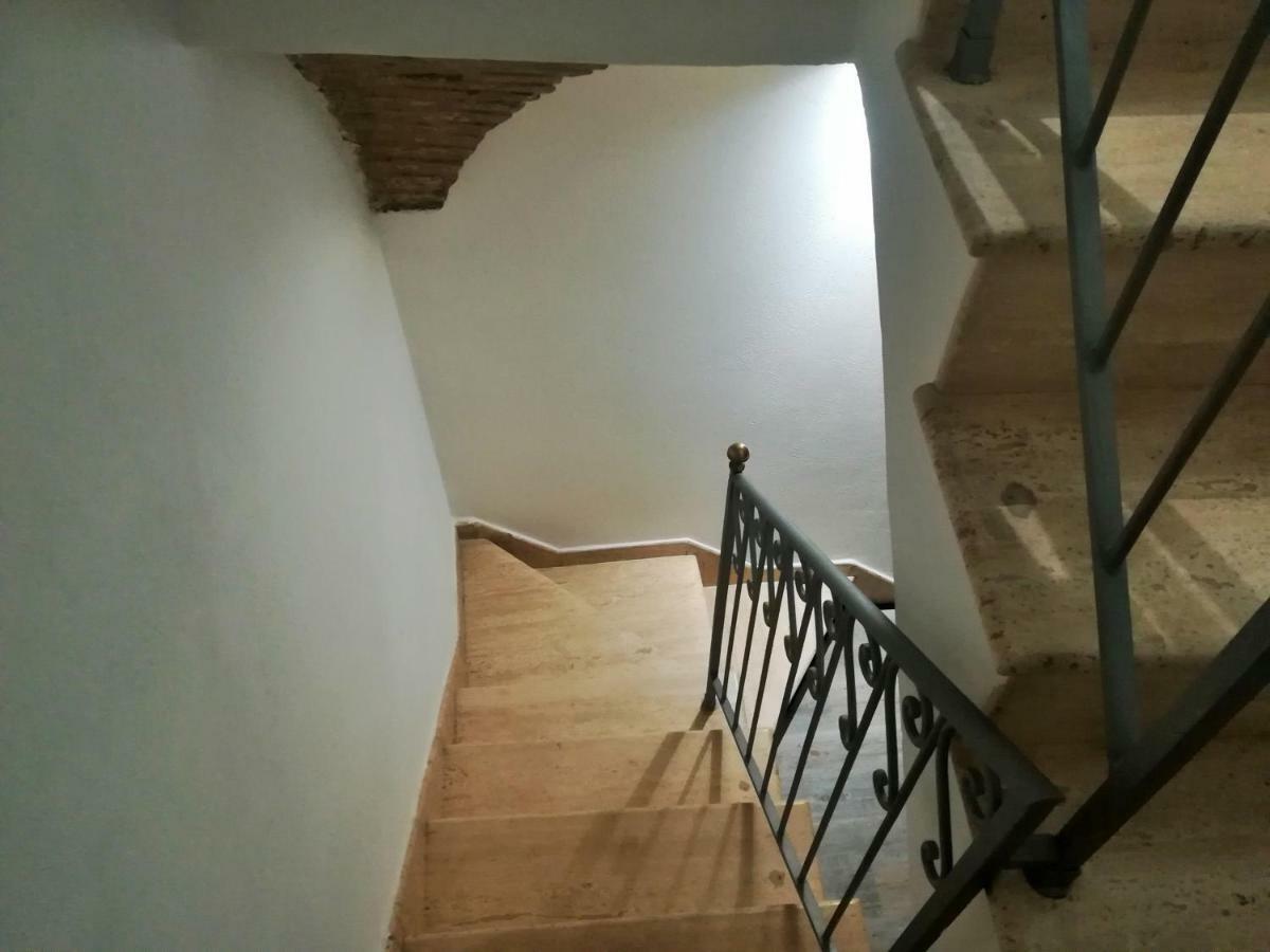 Apartamento Casa In Centro Storico Vista Gran Sasso Atri Exterior foto