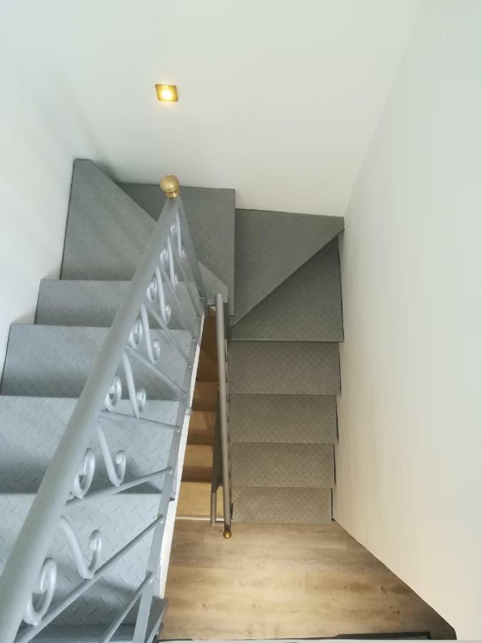 Apartamento Casa In Centro Storico Vista Gran Sasso Atri Exterior foto